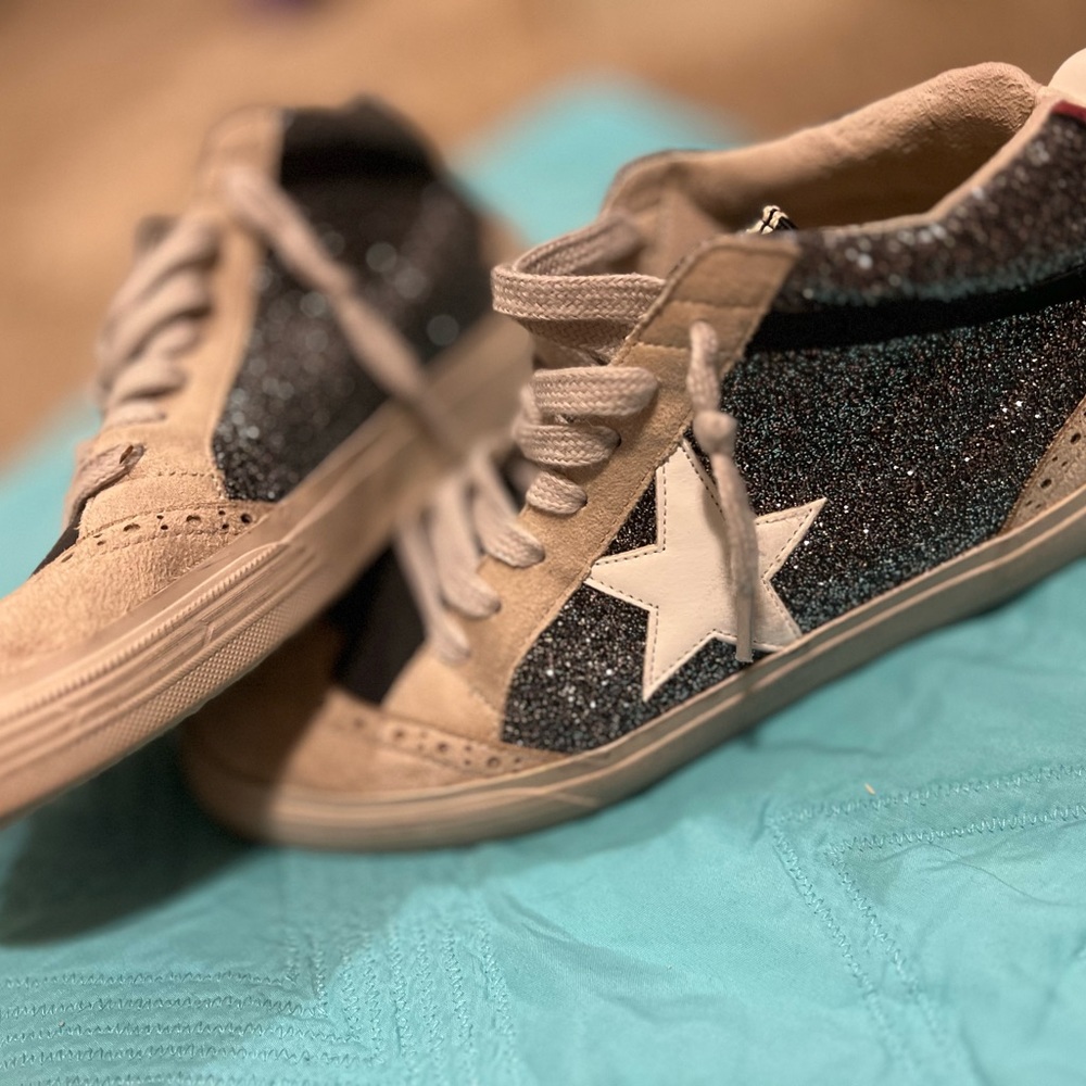 ❤️SOLD❤️ Shu Shop Sneakers